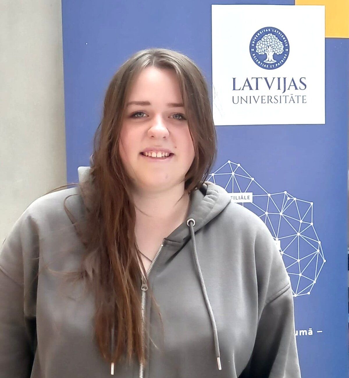 12. klases skolniece Beāte Junkere no Ventspils dalās pārdomās par nākotnes plāniem 12. klases skolniece Beāte Junkere no Ventspils dalās pārdomās par nākotnes plāniem