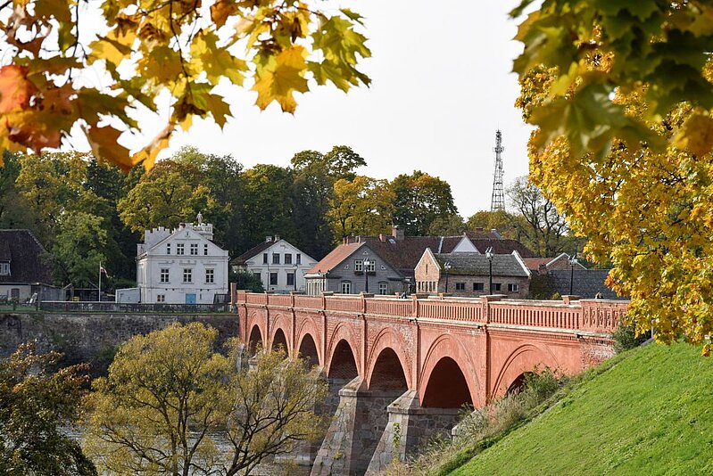 Kuldīgas senais ķieģeļu tilts pār Ventu.
