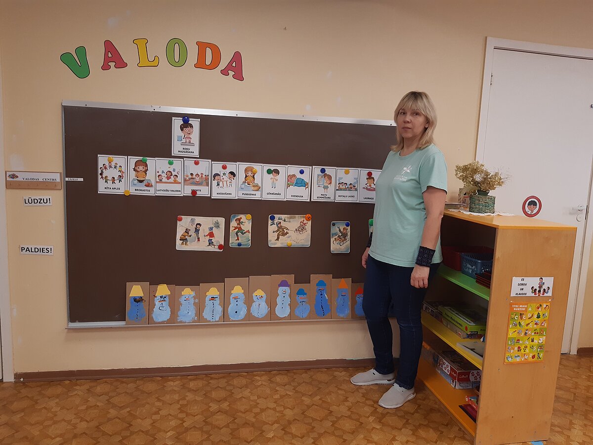 LU Madonas filiāles absolvente Ilzīte Ķemme Gulbenes 3. PII "Auseklītis" 3-4 gadu vecuma grupā "Mazais prātnieks"