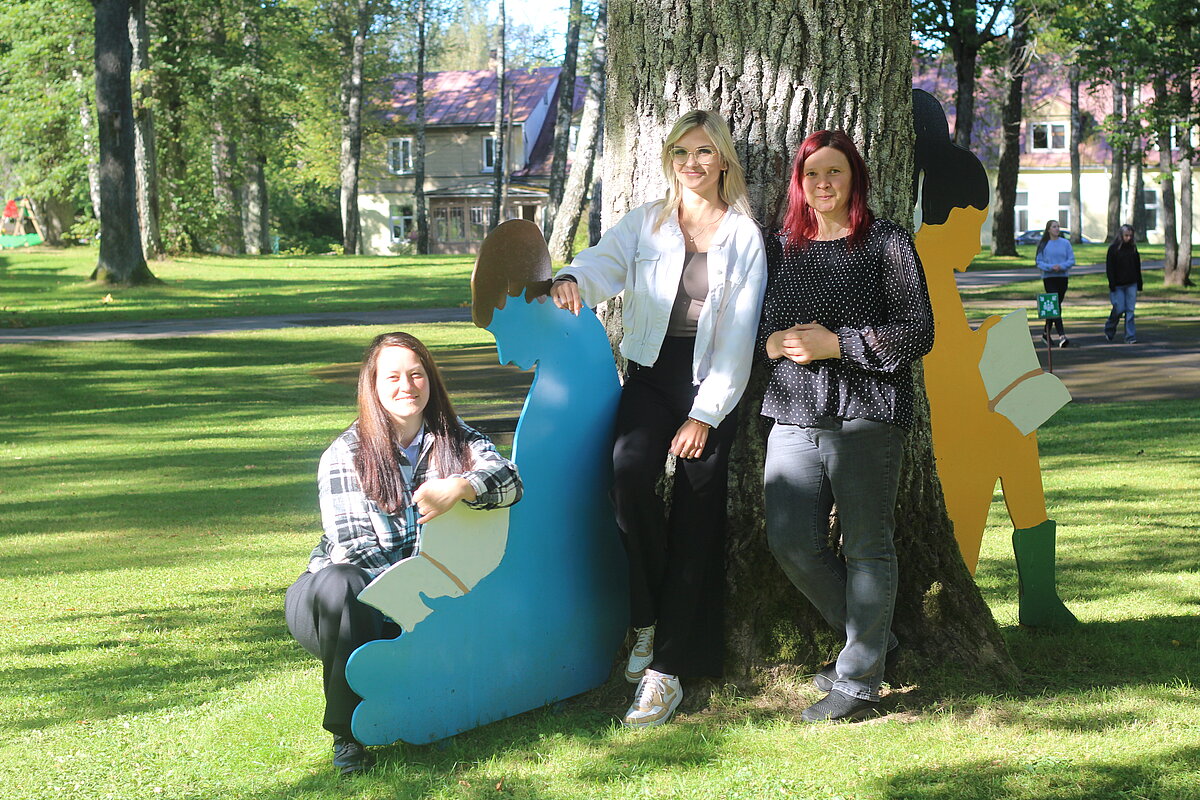 LU Cēsu filiāles studentes. 